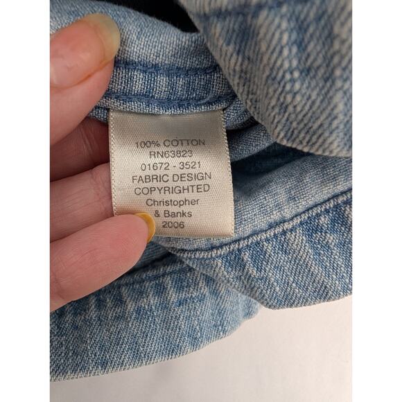 Vintage Y2K Christopher & Banks Chambray Kitty Cat Women's Medium Button Up - Picture 5 of 10